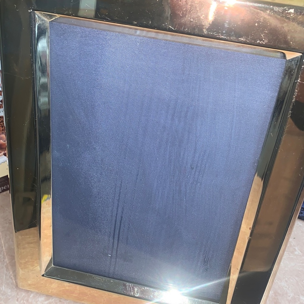 TIZO 5X 7 gold/ brass picture frame